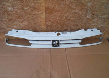 PEUGEOT 806 ATRAPA GRILL