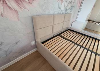 Nowoczesne łóżko w modnym stylu