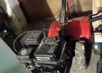 Glebogryzarka spalinowa z napędem