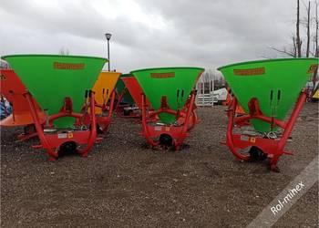 Rozsiewacz do nawozów Lejek 6 łopatek #22 Transport