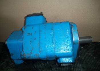 Sprzedajemy pompy 3520V Vickers     e-mail.biuro@zweko.pl