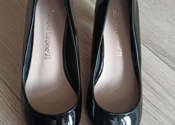 Buty damskie lakierowane