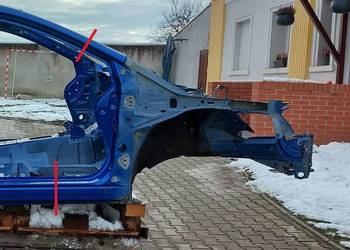 Subaru WRX STI 2015r ćwiartka prawa przód przednia okular oryg 