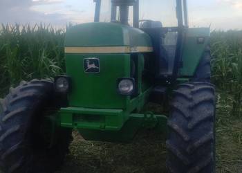 John Deere 3130