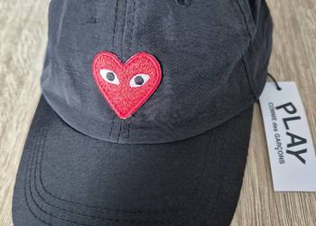 Nowa czapka PLAY Comme des Garçons CDG – czarna, czerwone serce, metka