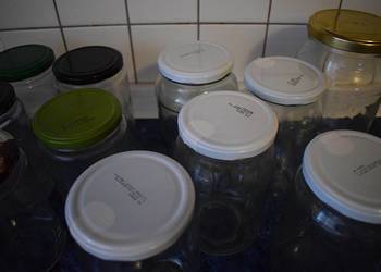 Słoiki ,słoje z przykrywkami na przetwory - 12 sztuk 0,5 L + 4 sztuki 1,8 L