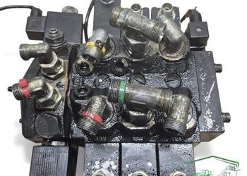 Rozdzielacz 200071943002 Bucher Weidemann 5625 CX80