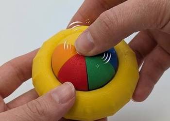 Kliker Fidget Kolorowa Piłka Plażowa – Antystresowa Piłka Zabawka