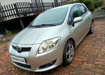 ZADBANA Toyota AURIS z roku 2007 diesel TANIO !!!!!