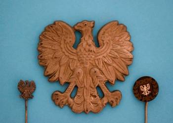 Orzełki , godło PRL - 3 sztuki w jednej cenie .