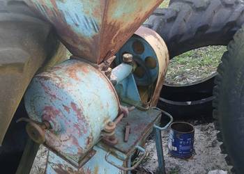 Śrutownik na kamienie bez silnika