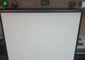 Lodówka turystyczna na 230V, 12V, GAZ