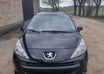 Peugeot 207 1,4 benzyna 2007 rok 214000 przeb