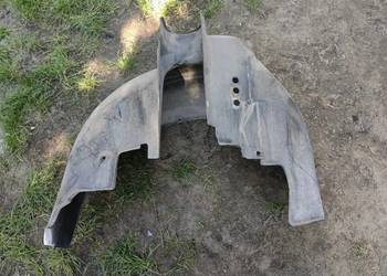 Nadkole prawy tył BMW e38
