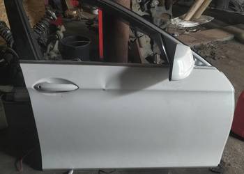BMW F10 F11 DRZWI PRAWY PRZÓD A300 POD KOLOR