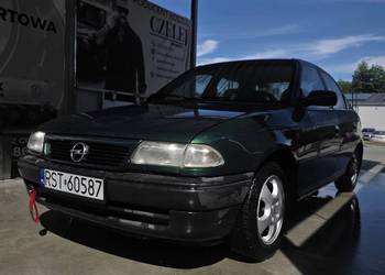 Sprzedam opla astre f 1.4 1997 8v porsze czytać uważnie opis!!!