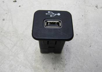 PORT GNIAZDO WEJŚCIE USB JEEP RENEGADE 73560065