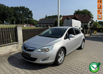 Opel Astra 1,4 benzyna ładna opłacona . J (2009-2019)