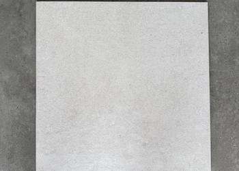 OKAZJA! PŁYTKA GRESOWA LEWEL WARM GREY 60 × 60 cm