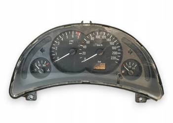 LICZNIK ZEGARY Opel Corsa C 1.2 1.4 16V Benzyna 143 485km europa