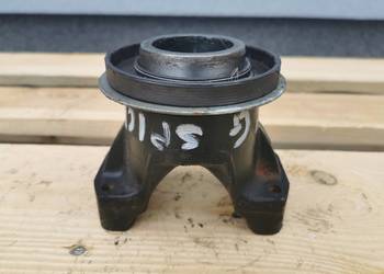 Widłak wału napędowego JLG {Spicer}