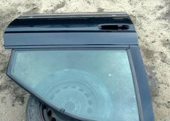 CHRYSLER GRAND VOYAGER DRZWI CZARNE PRAWE PRZÓD