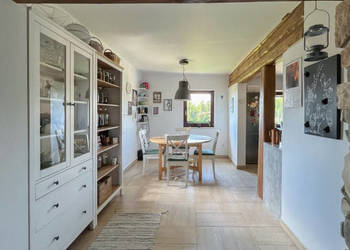 Oferta sprzedaży domu wolnostojącego 180m2 Korczyna