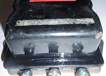 Regulator napięcia prądnicy Fiat 126 p 16 A 12 V