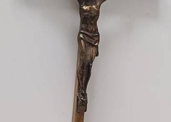 Stary mosiężny krzyż na ścianę Stary mosiężny krzyż na ścianę