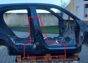 Honda HR-V III eHEV, 2022r. SŁUPEK ŚRODKOWY PRAWY