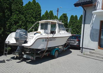 Łódka Łódź motorowa kabinowa wędkarska Yamaha80 zarej. w Reja24