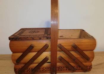 Koszyczek PRL na przybory do szycia