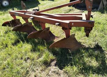Pług 4 skibowy stan bdb