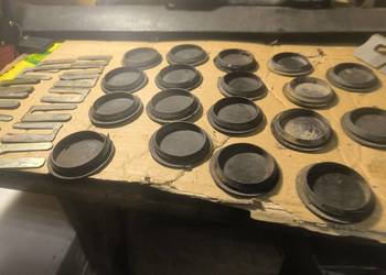 Polonez  podkładki regulacyjne drzwi zaślepka podłużnica