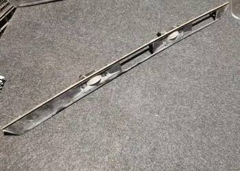 Listwa nad tablicę rejestracyjną BMW E34 kombi Listwa nad tablicę rejestracyjną BMW E34 kombi