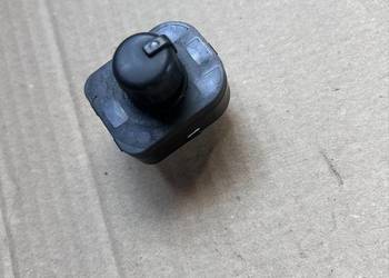 Przełącznik regulacji lusterek Audi a6c6 8e0959565a