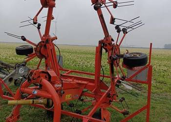 przetrząsacz pająk KUHN GF 6401 pottinger claas krone