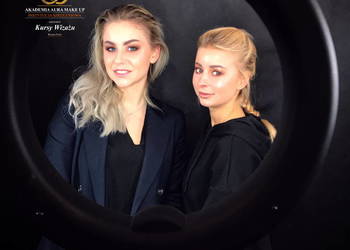 Pomysł na prezent. Jednodniowy Kurs Wizażu Aura Make Up