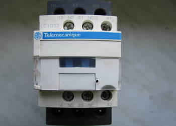 Stycznik LC1D32 Telemecanique Schneider Electric 230V 50A