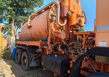 Samochód specjalnego przeznaczenia  WUKO (ssąco-płuczącego) marki OAF