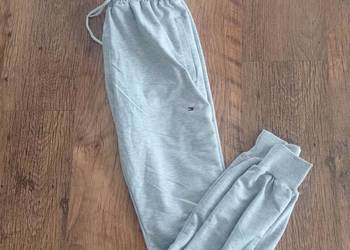 Spodnie dresowe Tommy Hilfiger szare M
