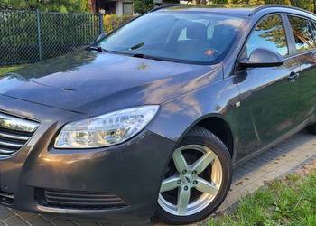 Opel Insignia 2,0 Cdti z 2012 roku