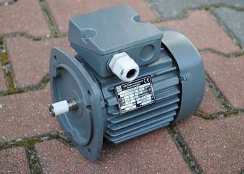 Silnik elektryczny kołnierzowy 0.18kw. 900obr. VEM