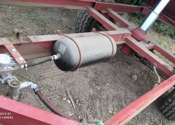 Przyczepa wywrotka jednoosiowa stan bardzo dobry Przyczepa wywrotka jednoosiowa stan bardzo dobry