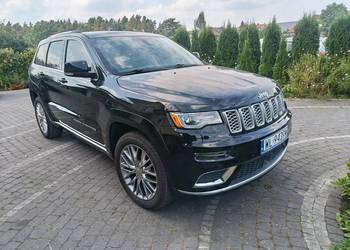 Jeep grand Cherokee 5.7 sumit 2017 Jeep grand Cherokee 5.7 sumit 2017