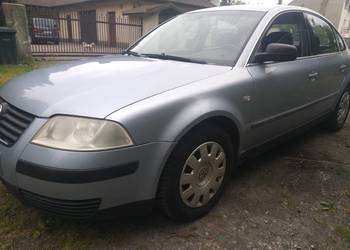 Ładny VW Passat 2,0 benz. 2004r
