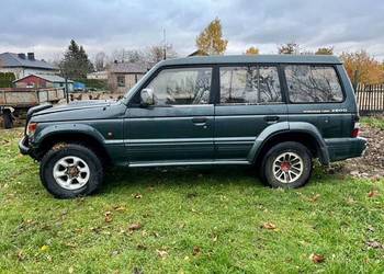 Mitsubishi Pajero 2.8 TD 4M40 terenowy / na części Mitsubishi Pajero 2.8 TD 4M40 terenowy / na części