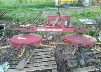 New Holland 254 przetrząsarka