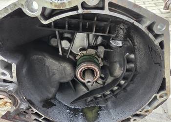 skrzynia biegów F18 OPEL VECTRA  ASTRA CALIBRA