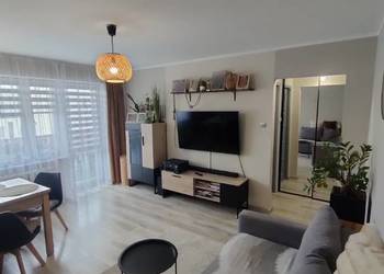 Mieszkanie w pełni umeblowane gotowe do zamieszkania.